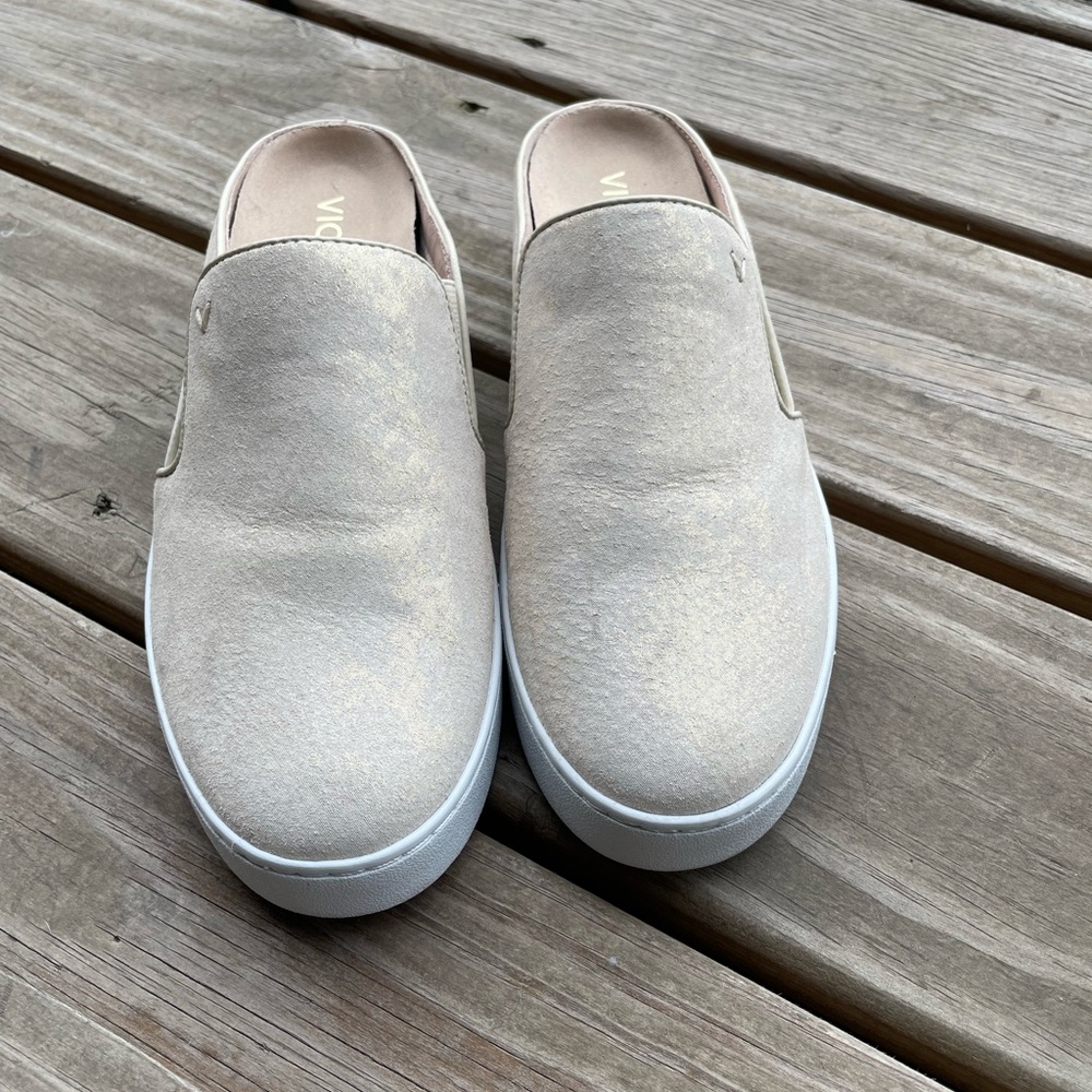 Vionic Women's Splendid Dakota Slip-on Mule